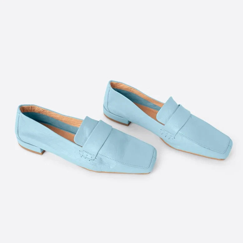 Pinky Loafer in Sky
