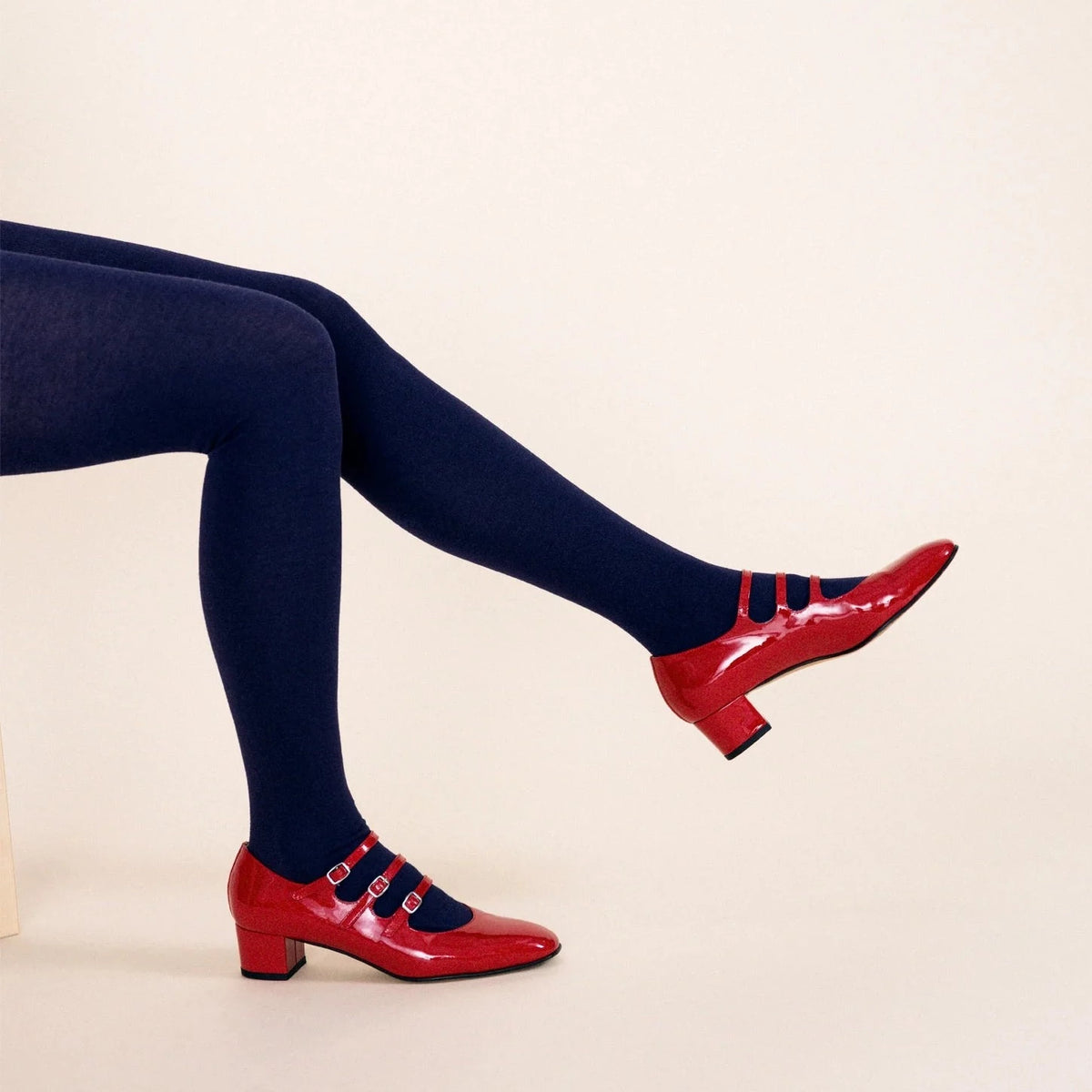 Cashmere Tight in Navy