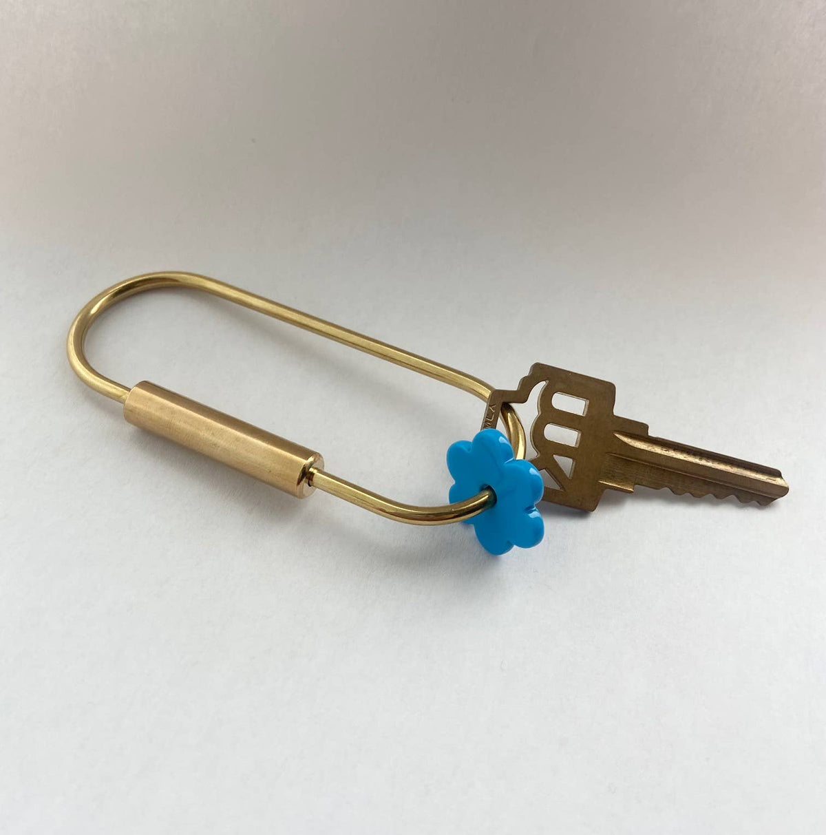 Brass Key Ring with Blue Daisy