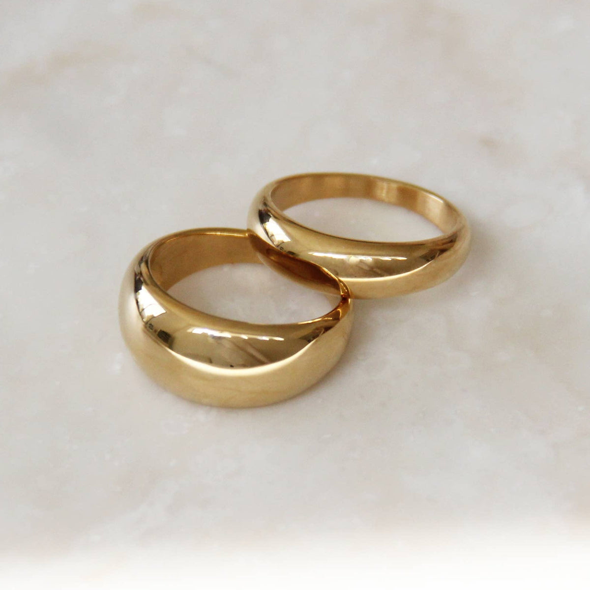 Dome Band in Gold