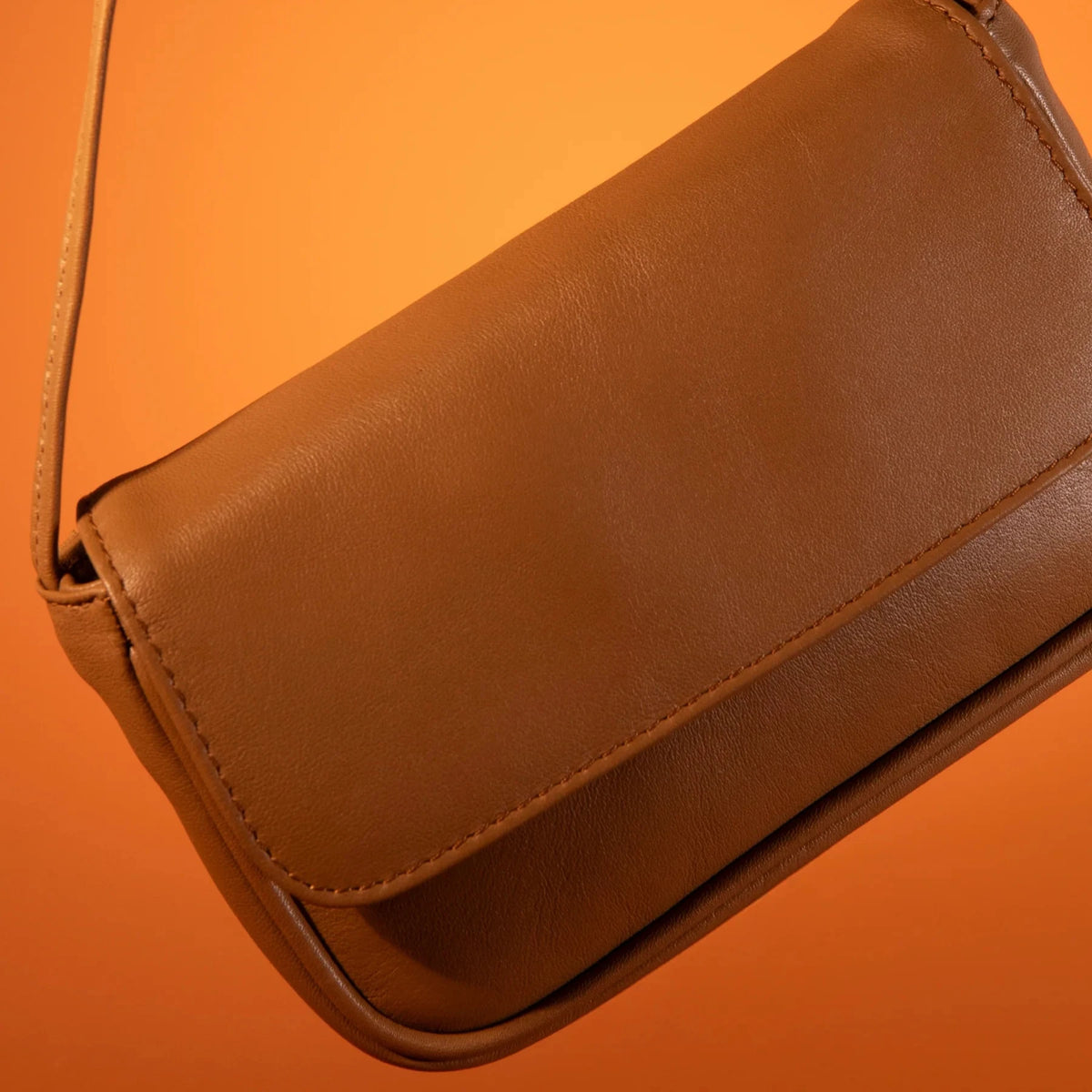 Orleans Crossbody Bag in Clay