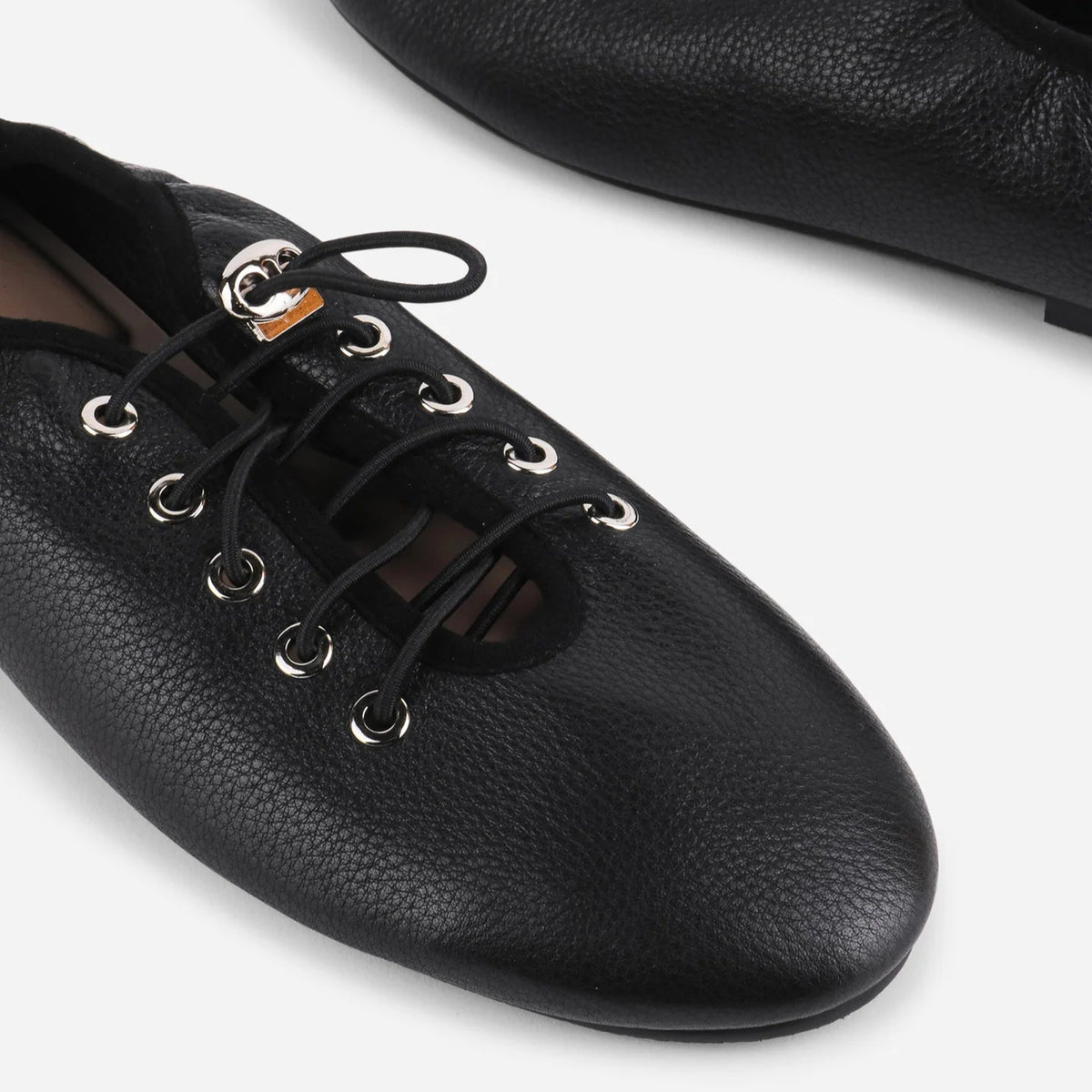 Atomic Ballet Sneaker in Black