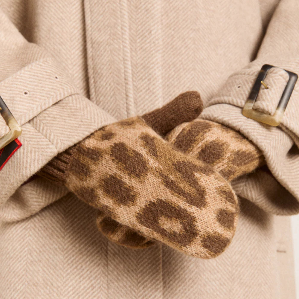 Fluffy Leopard Mittens