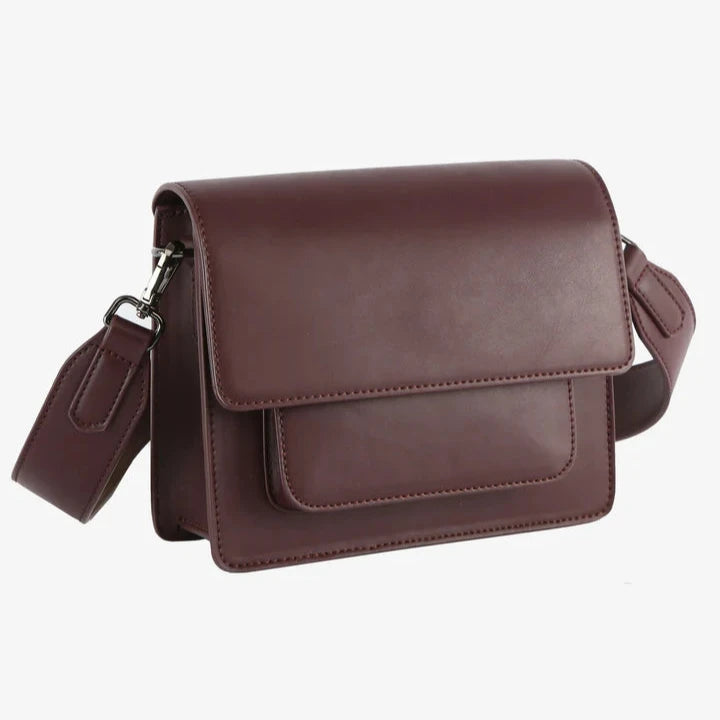 Cayman Purse in Midnight Plum