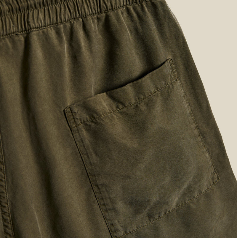 Dogtown Short in Olive