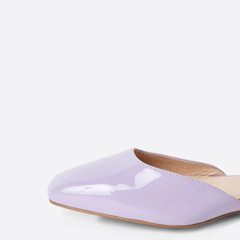 Elizabeth Mary Jane in Lavender