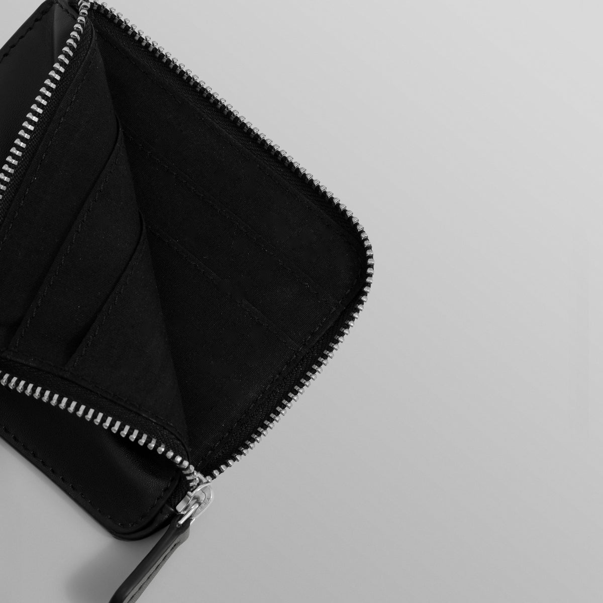 Harford Wallet in Black