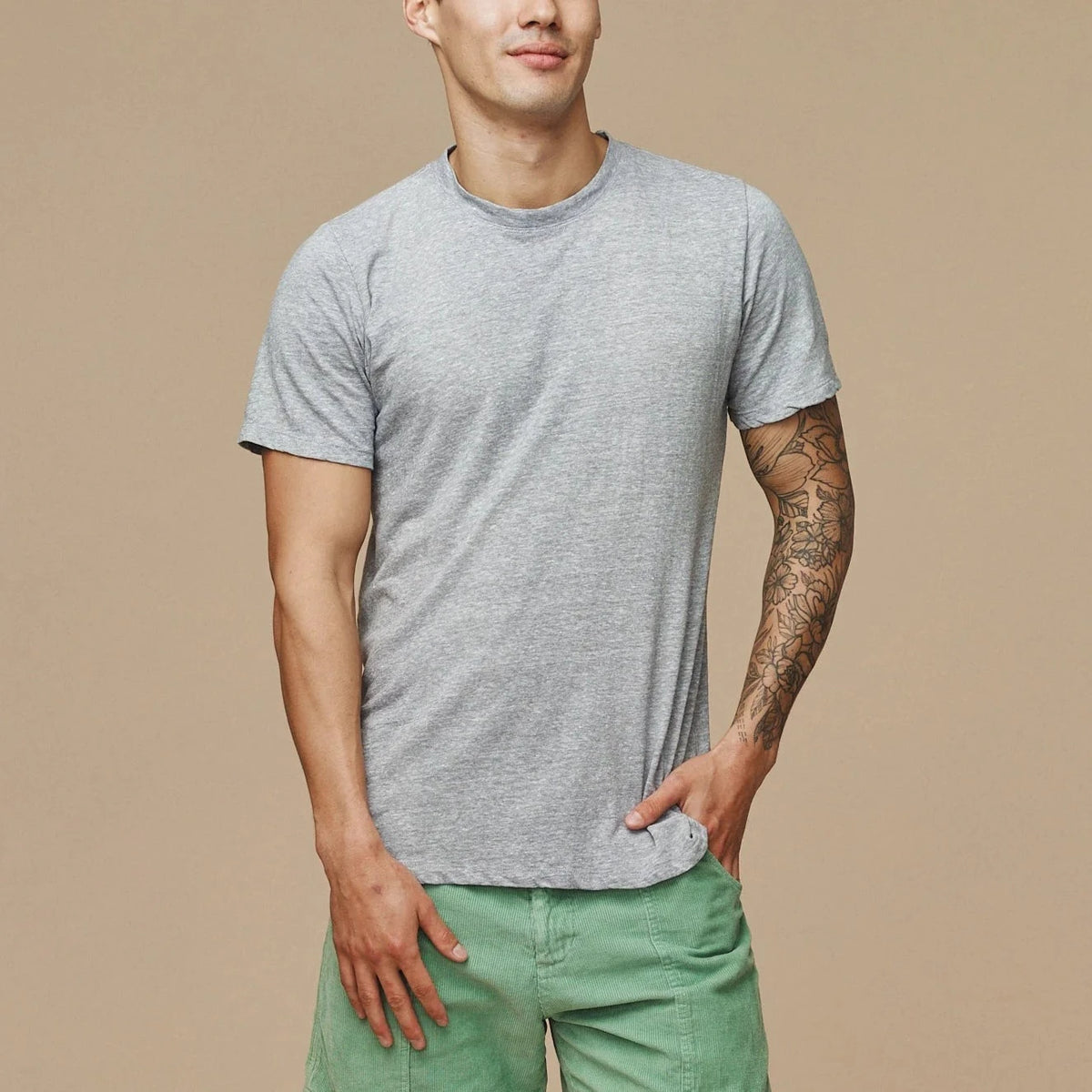 Jung Tee Heather in Athletic Gray
