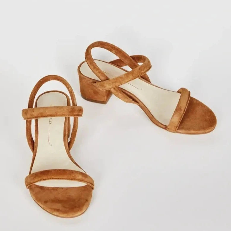Kimi Heels in Tawny