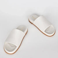 Pippy Sandal in Cream