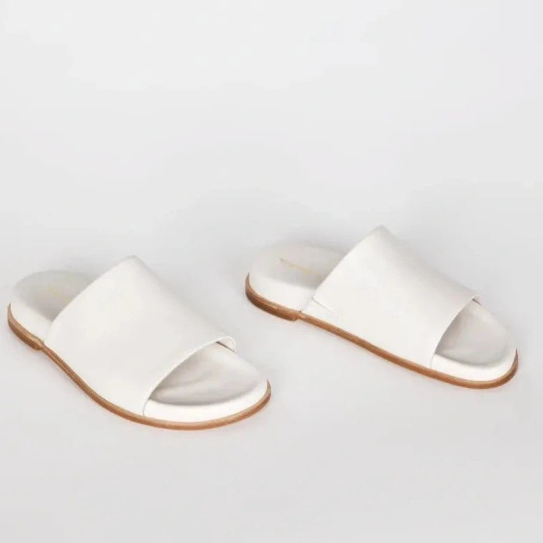 Pippy Sandal in Cream