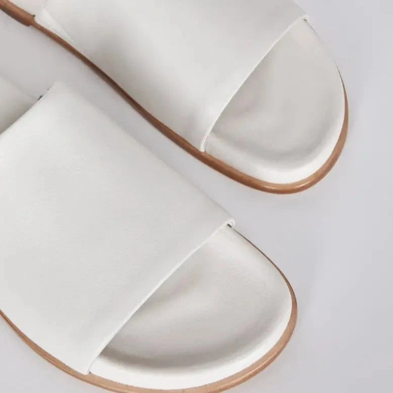 Pippy Sandal in Cream