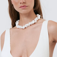 Burbuja Necklace in White