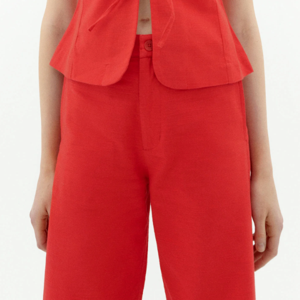 Karina Pants in Fiery Red