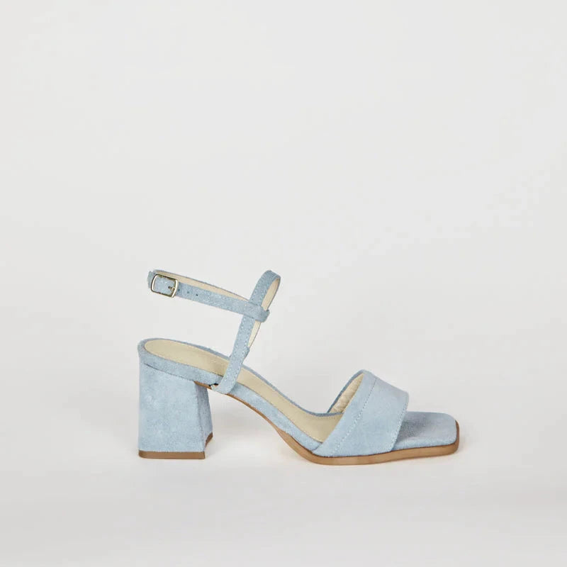 Validated Suede Heel in Fog