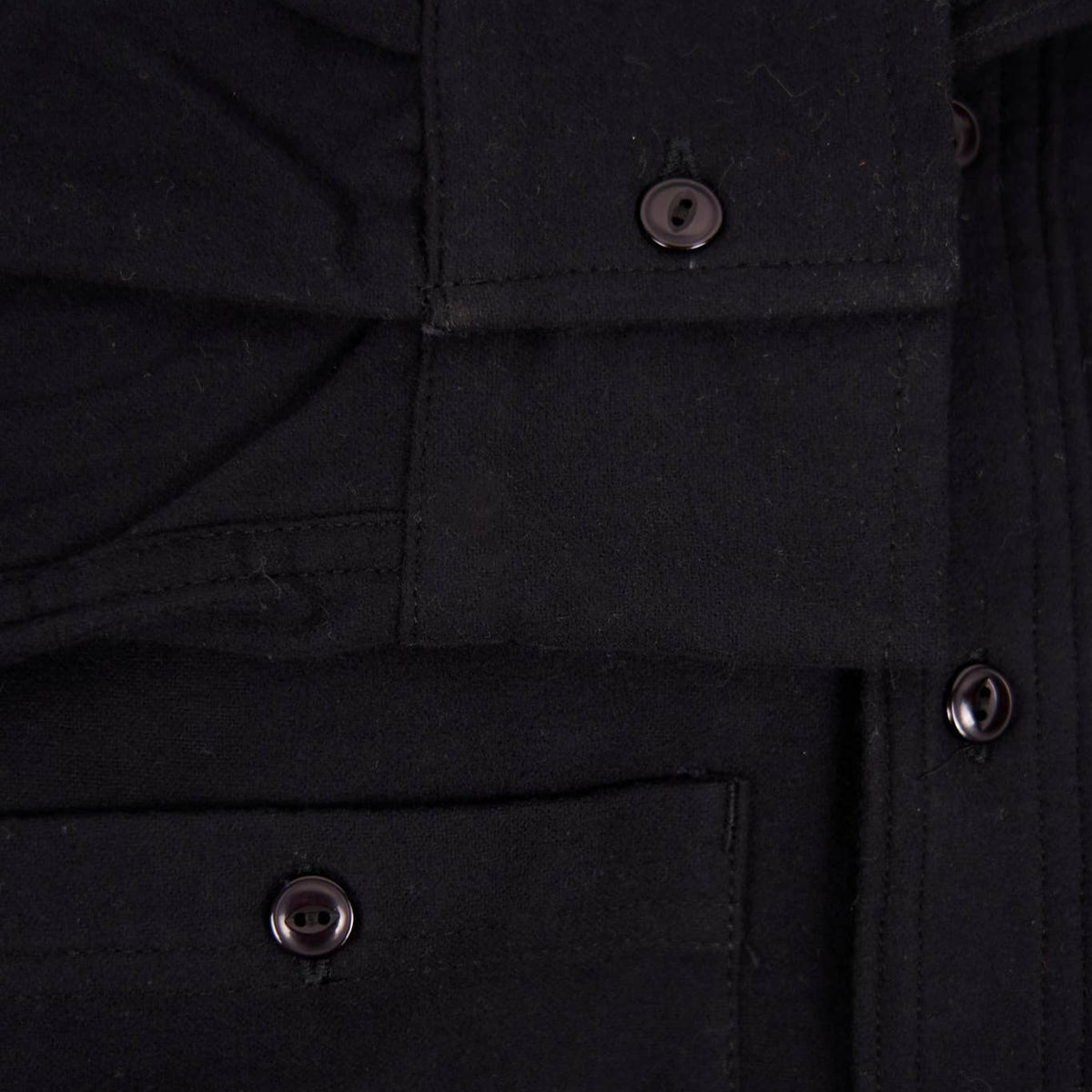 Klaxon Howl Cotton Flannel in Black