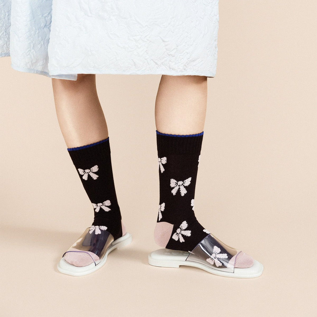 Boucle Bow Crew