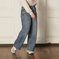 Charley Jeans in Greed