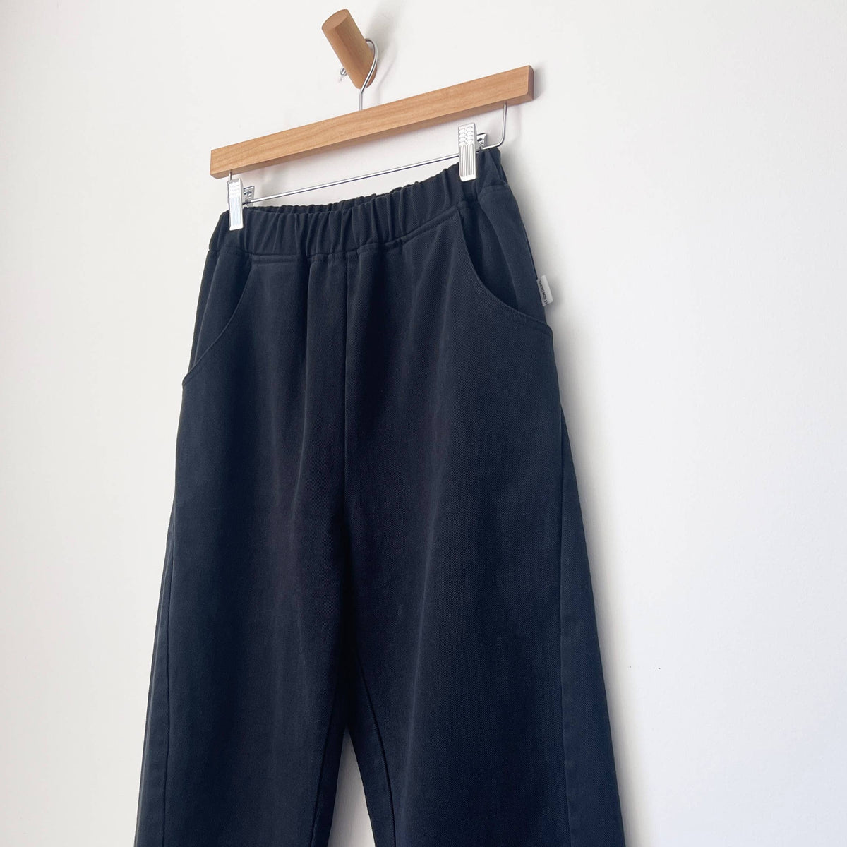 Arc Pants in Black Canvas