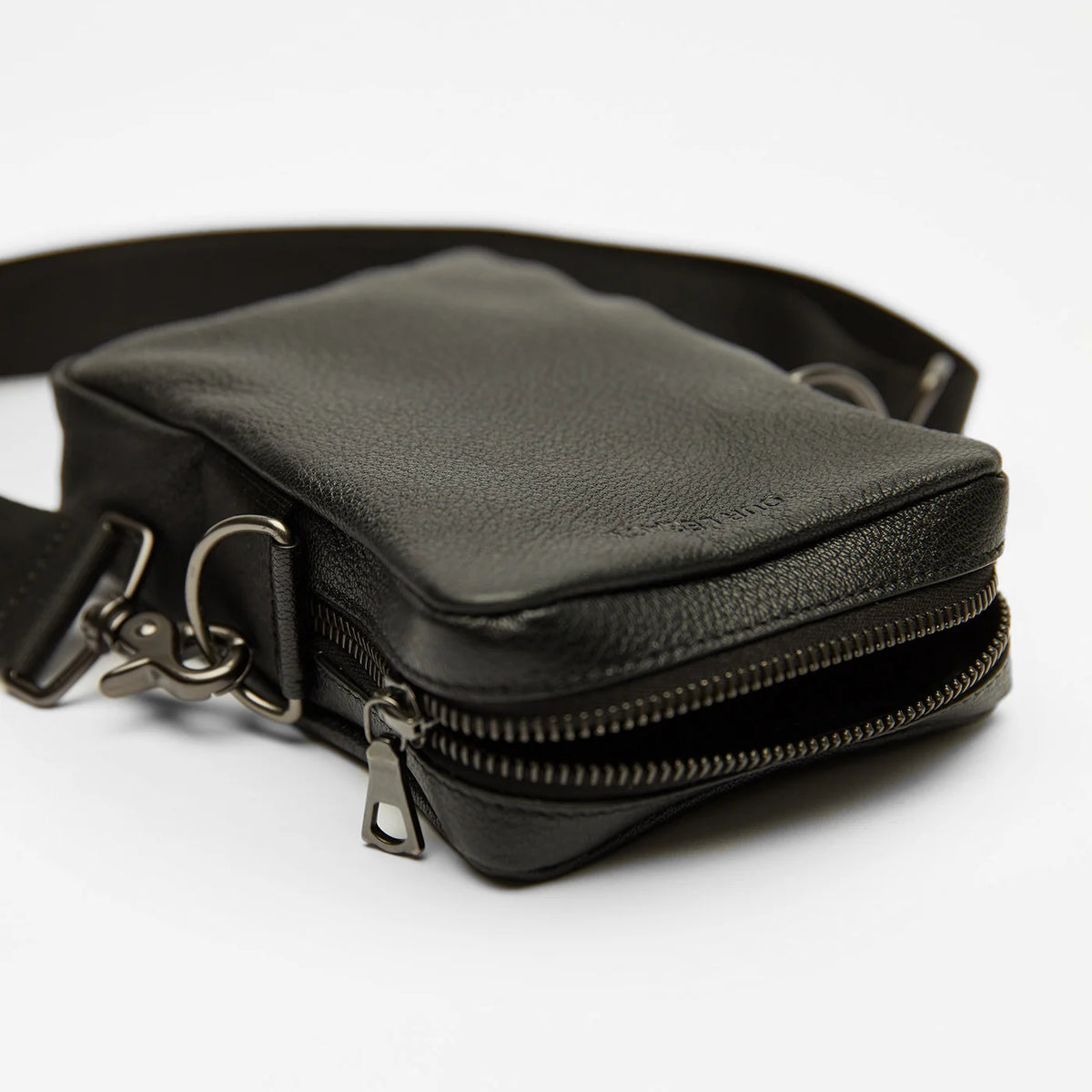 Delay Mini Bag in Black