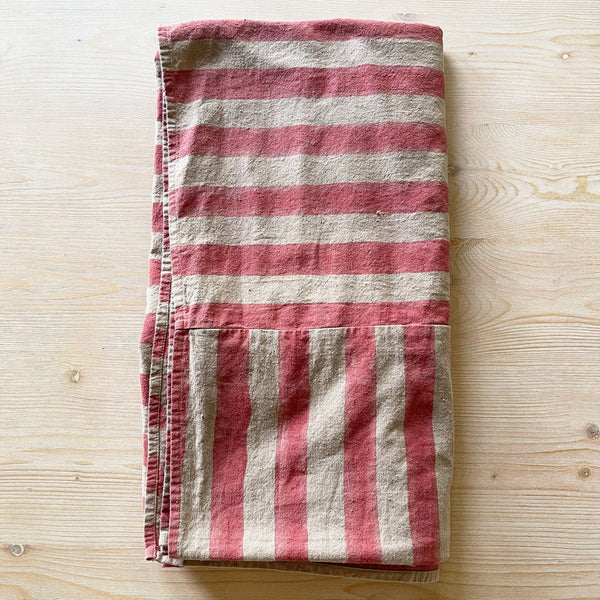 Coverlet in Strawberry Stripe