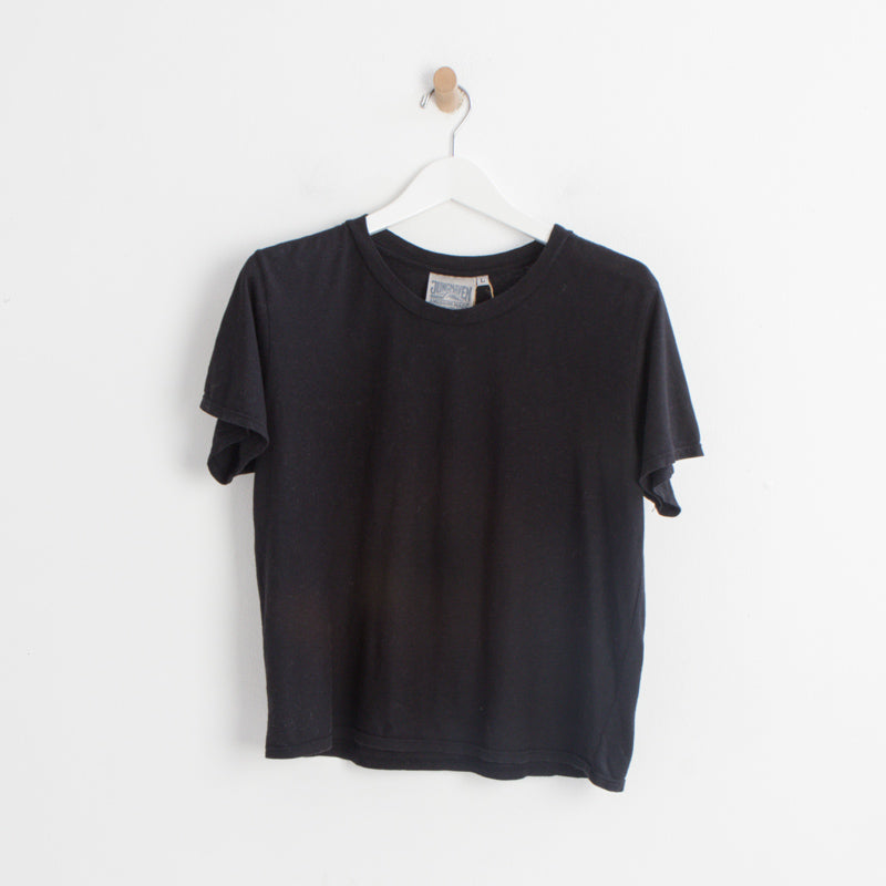 Cropped Ojai Tee in Black