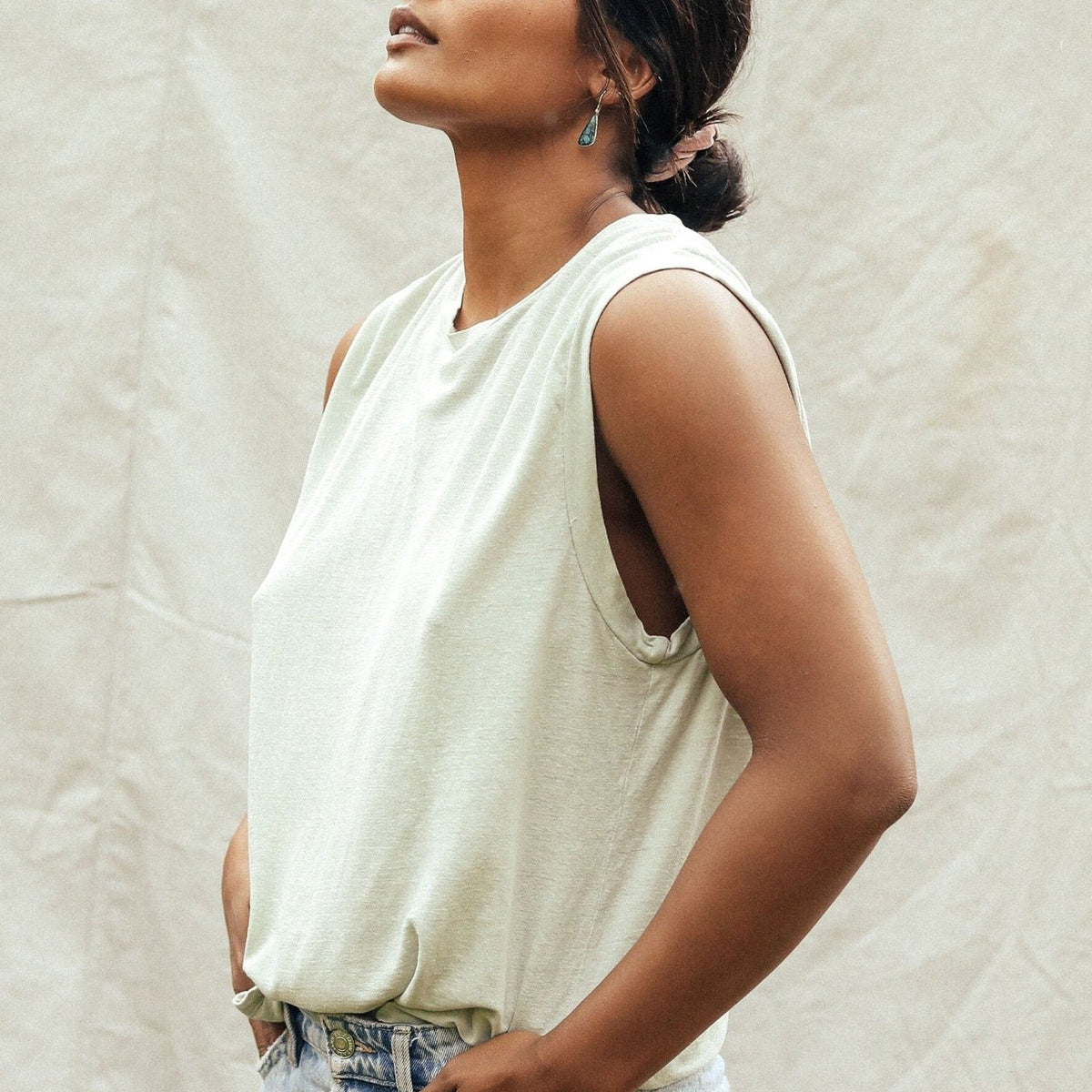 Malibu Muscle Tee in Washed White