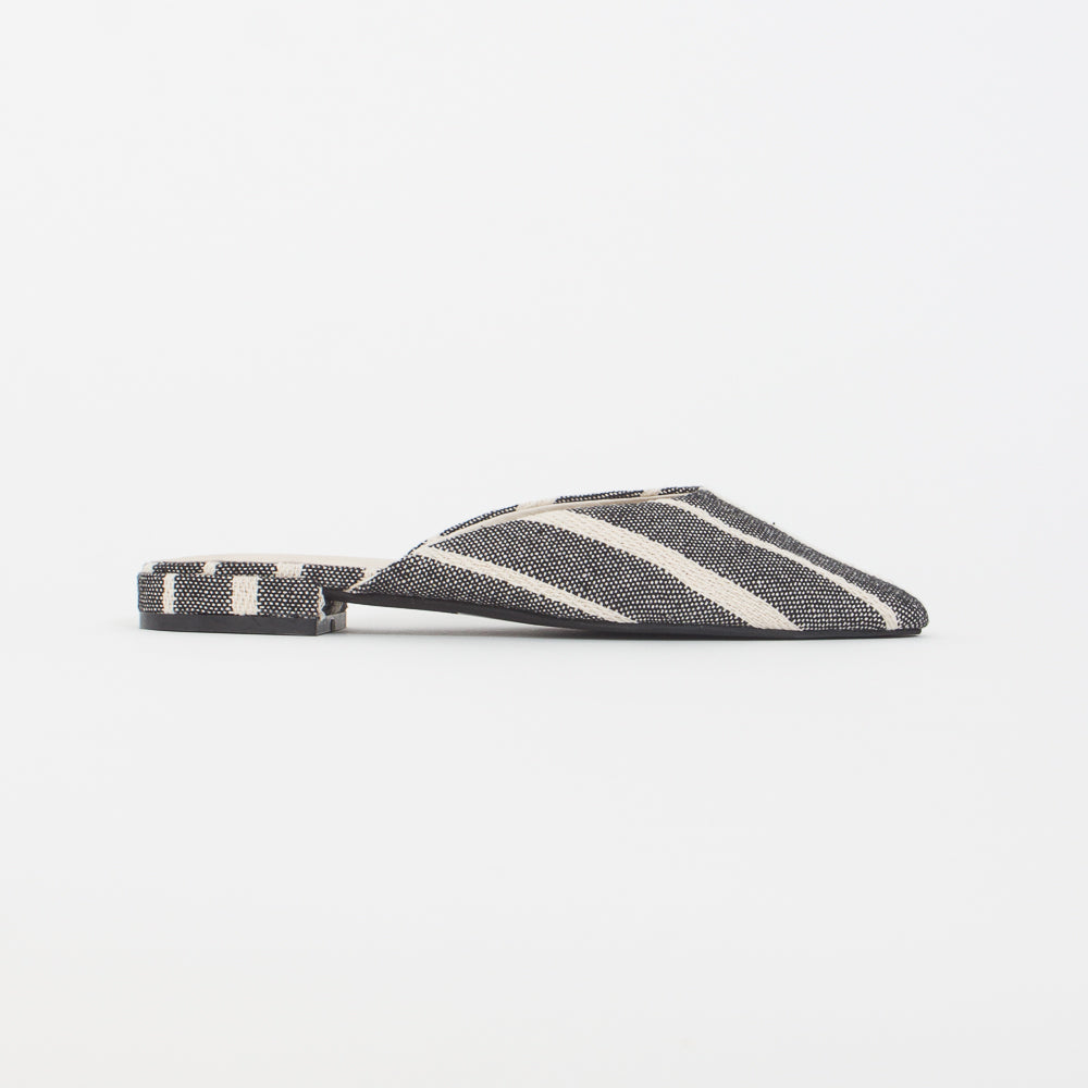 Clyne Slide in Black Stripe