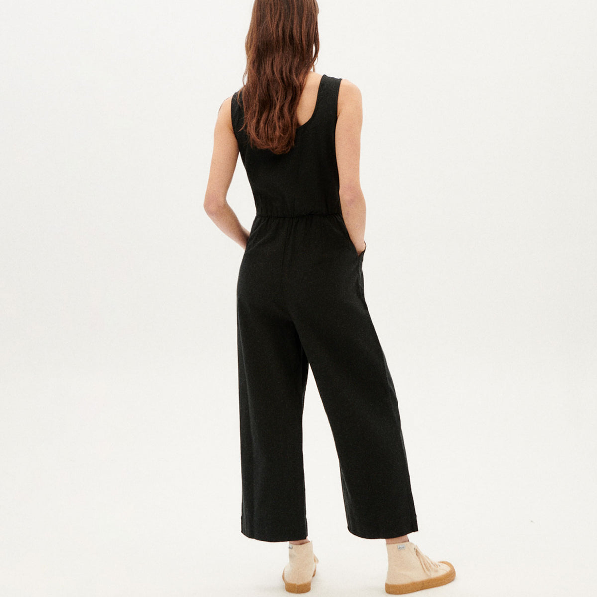 Raffleisa Jumpsuit in Black
