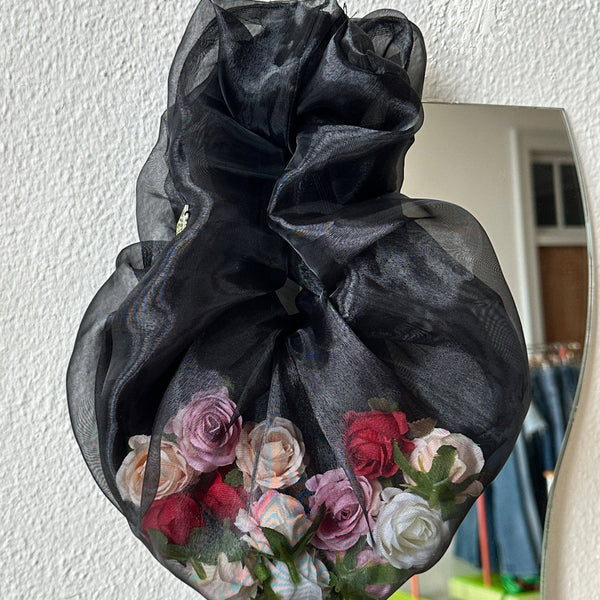 Rose Baby Bag: Black / Rose Filled