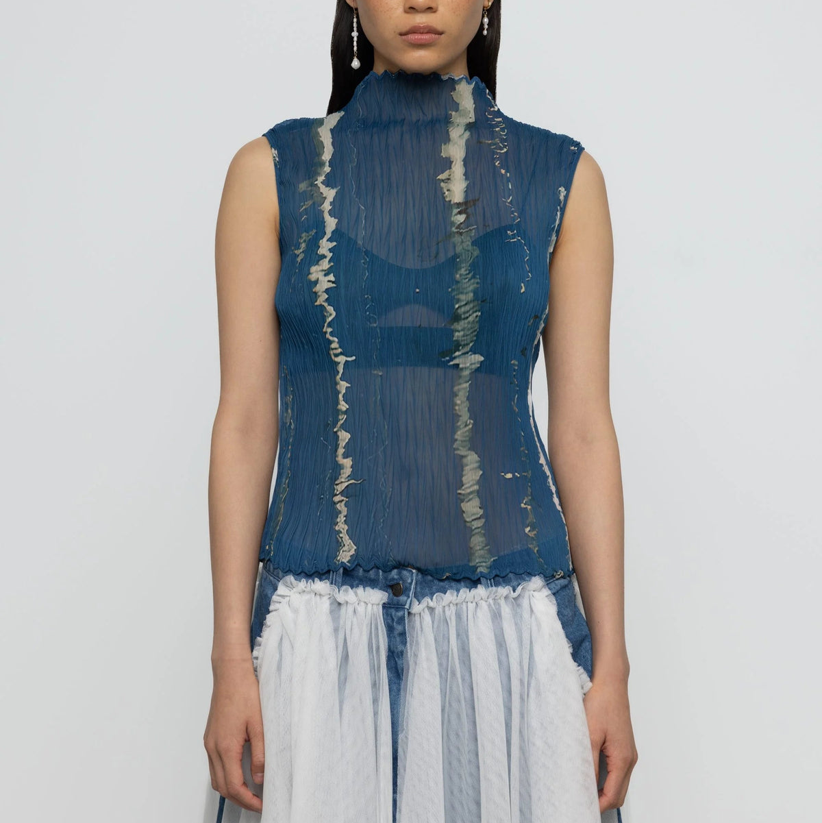 Pleated Sleeveless Blouse in Water Reflection