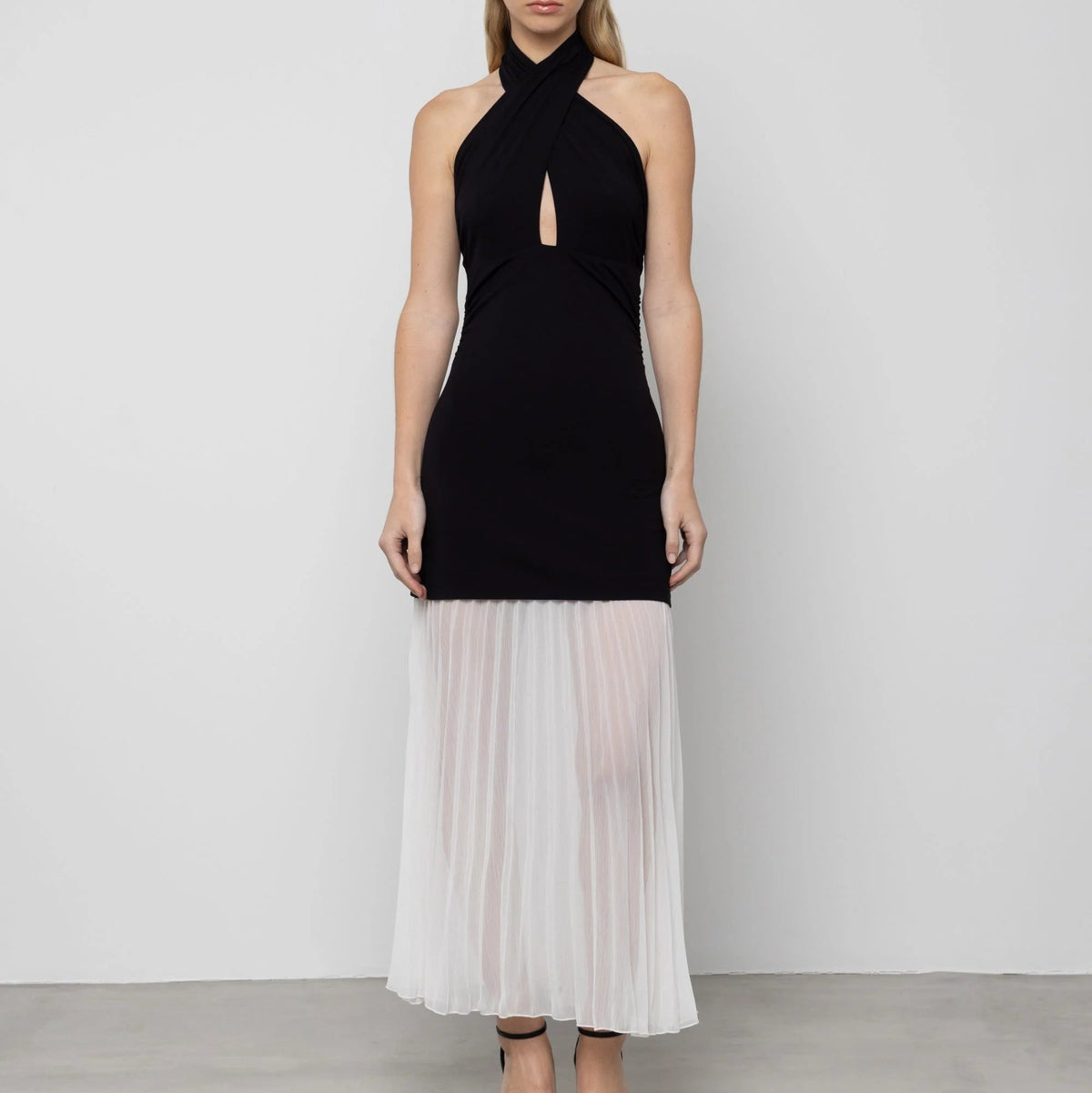 Contrast Halter Maxi Dress