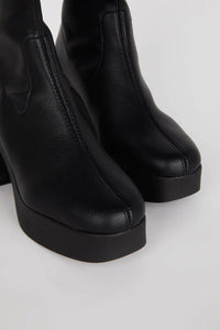 Marlowe Boots in Black