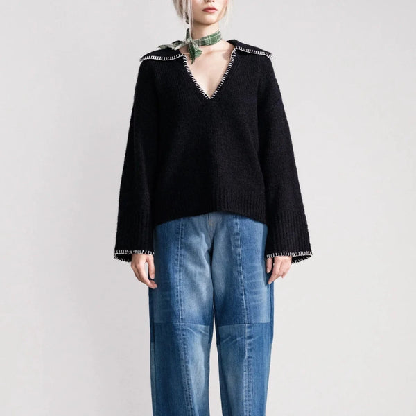 Gstaad Big Collar Pullover in Black
