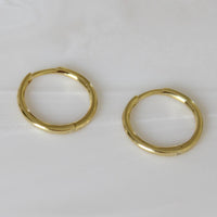 Brooklyn Hoops in Gold