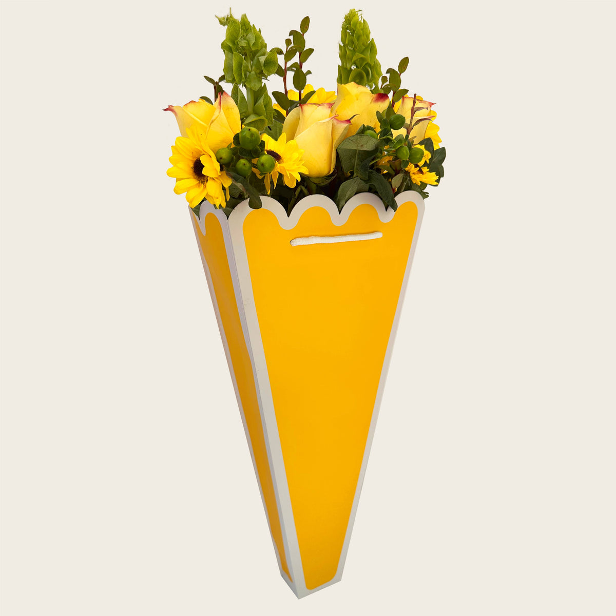 Daisy Scallop Bouquet Gift Bag