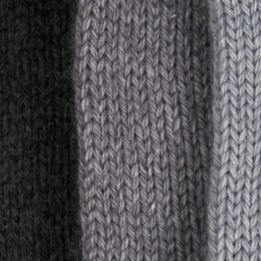 Merino Wool and Recycled Poly Gloves in Black