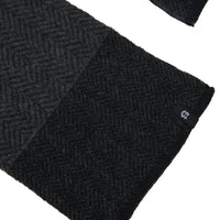 Terminal 4 Scarf in Black