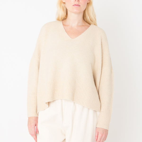 V-Neck Sweater in Ivory Beige