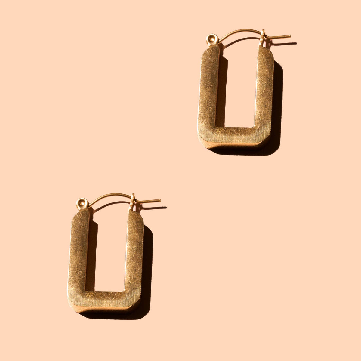 Corner Hoops in Gold