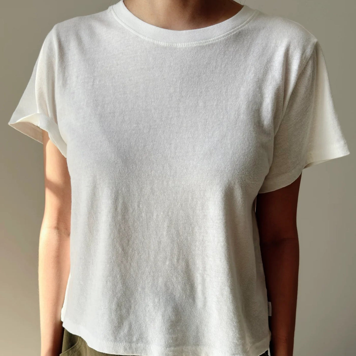 Airy Darling Tee in Vintage White