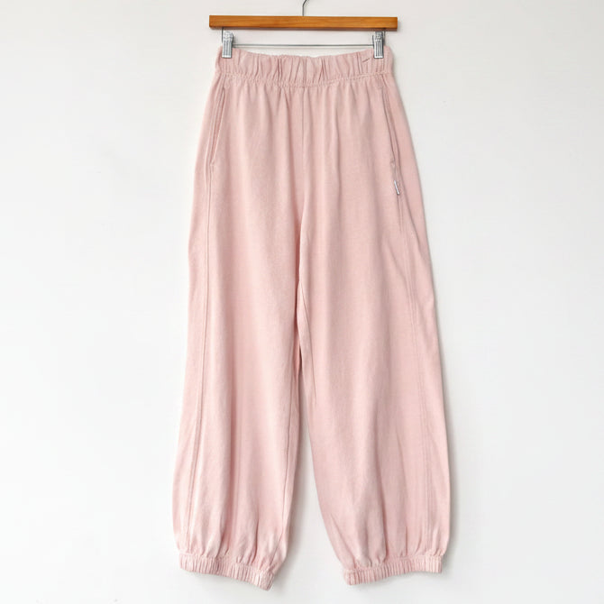 Balloon Pants in Baby Pink