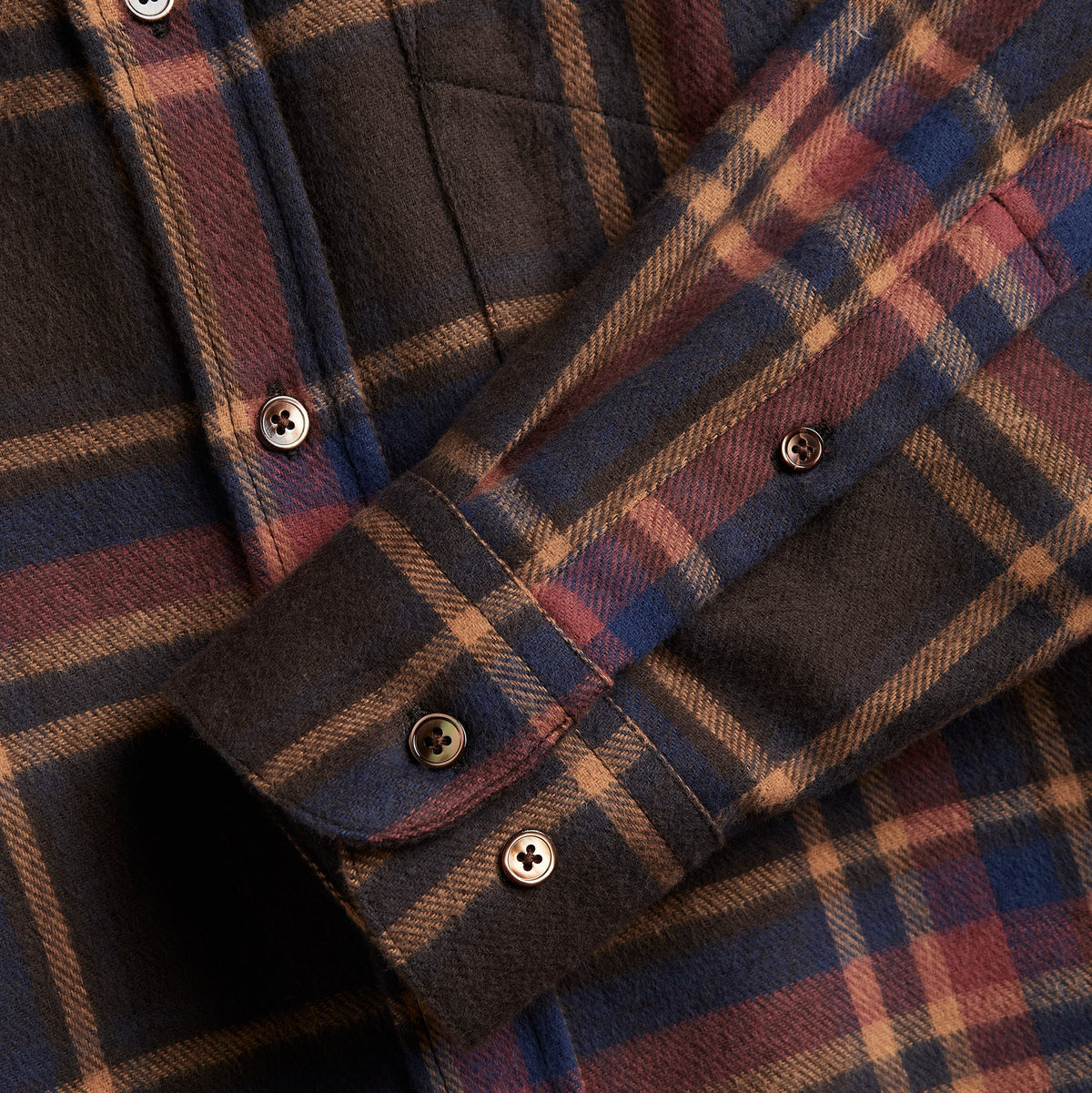 Castor Shirt