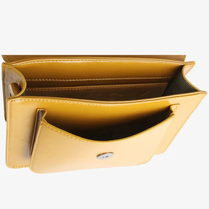 files/CAYMAN_POCKET_GLOSSY_STRUCTURE-Crossbody-2503-013-010500-478_Amber_Haze-2_jpg.webp