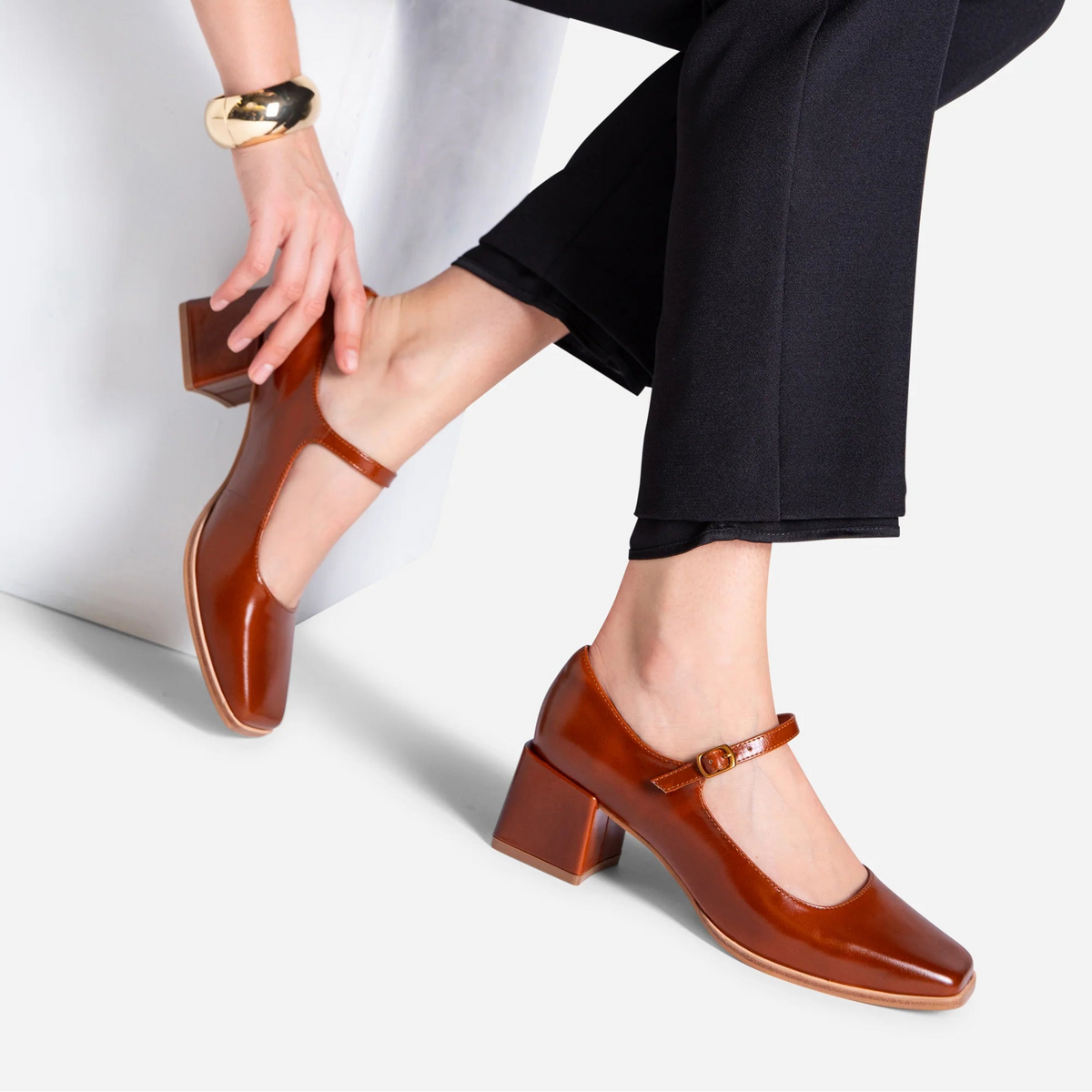 Christopher Mary Jane in Merlot
