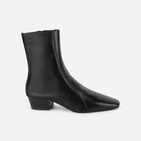 Combo Boot in Black