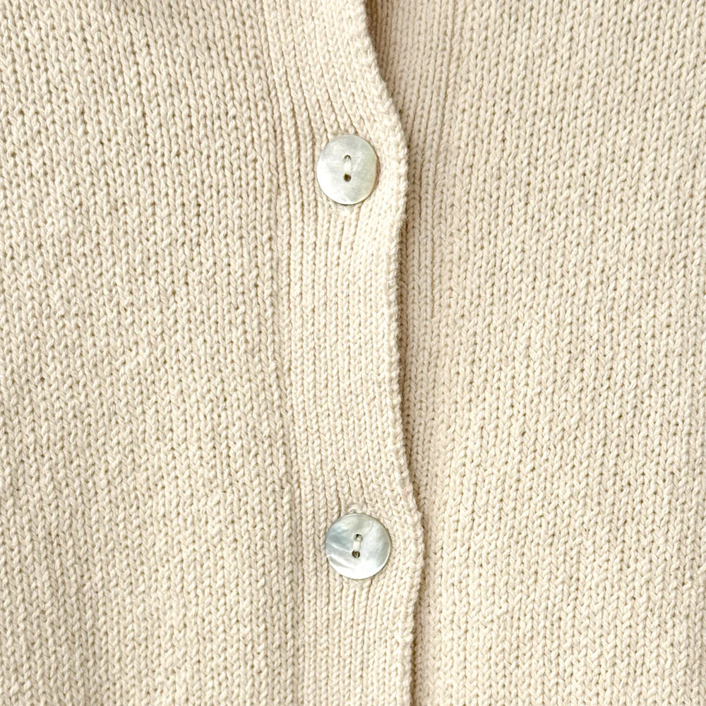 The Club Cardigan in Naturel