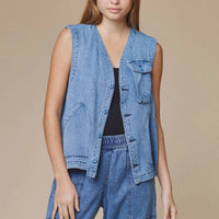 Falcon Vest in Light Denim