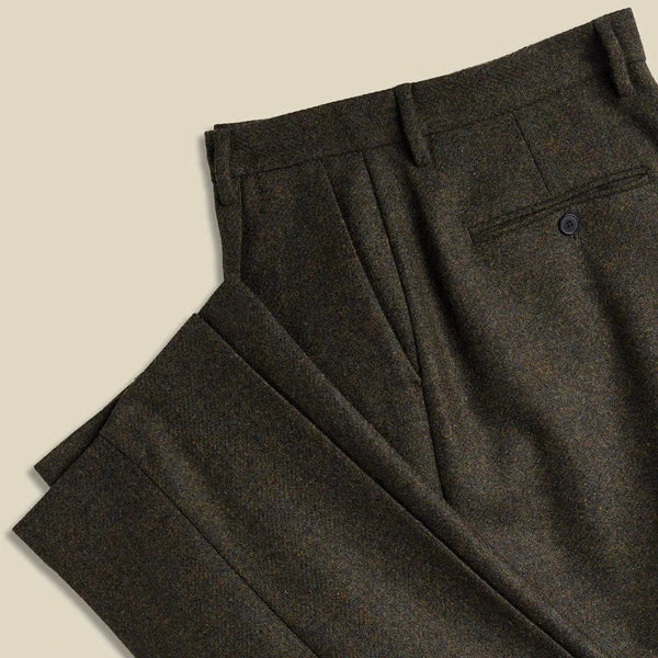 Single Pleat Wool Trousers in Forest Green