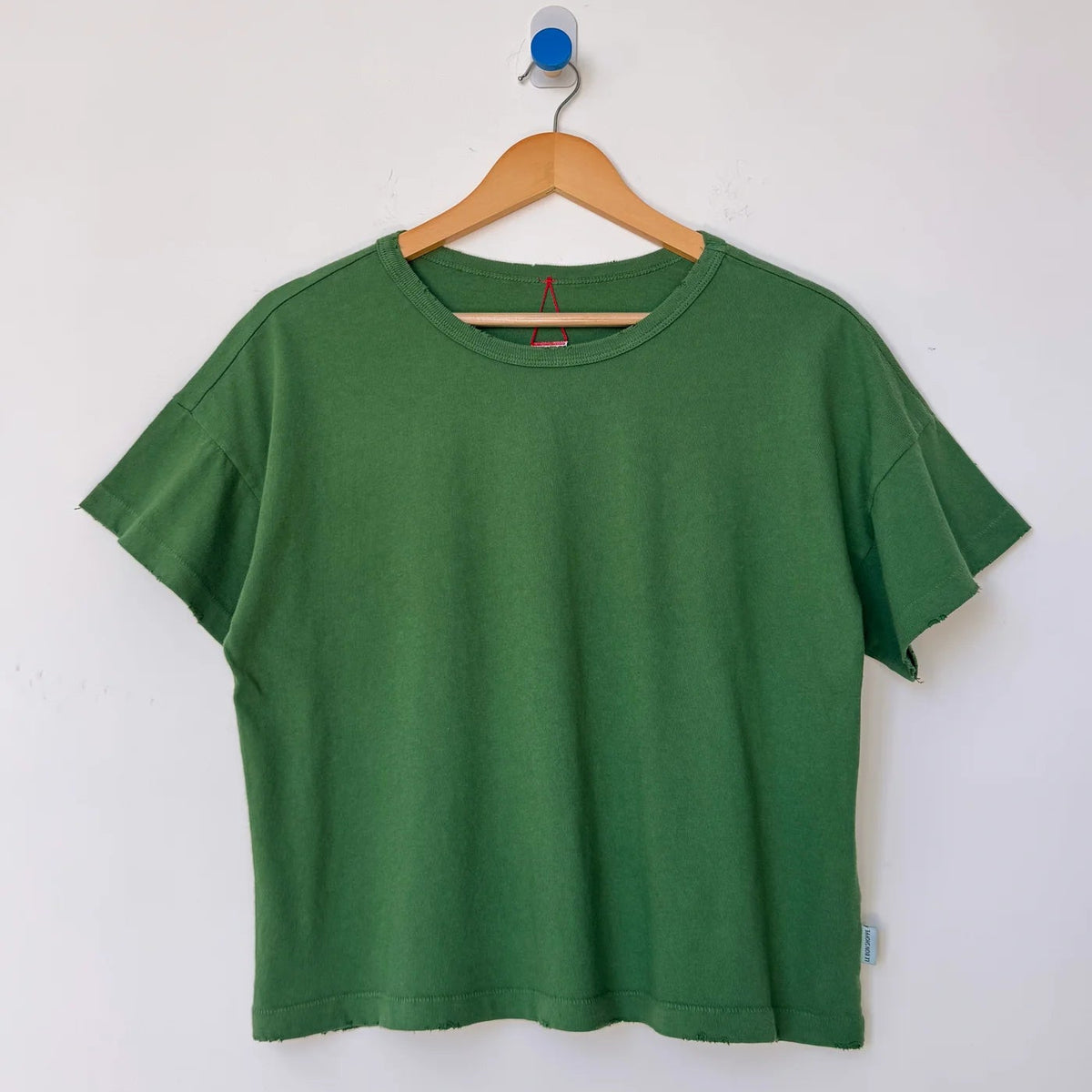 Vintage Fille Tee in Avocado